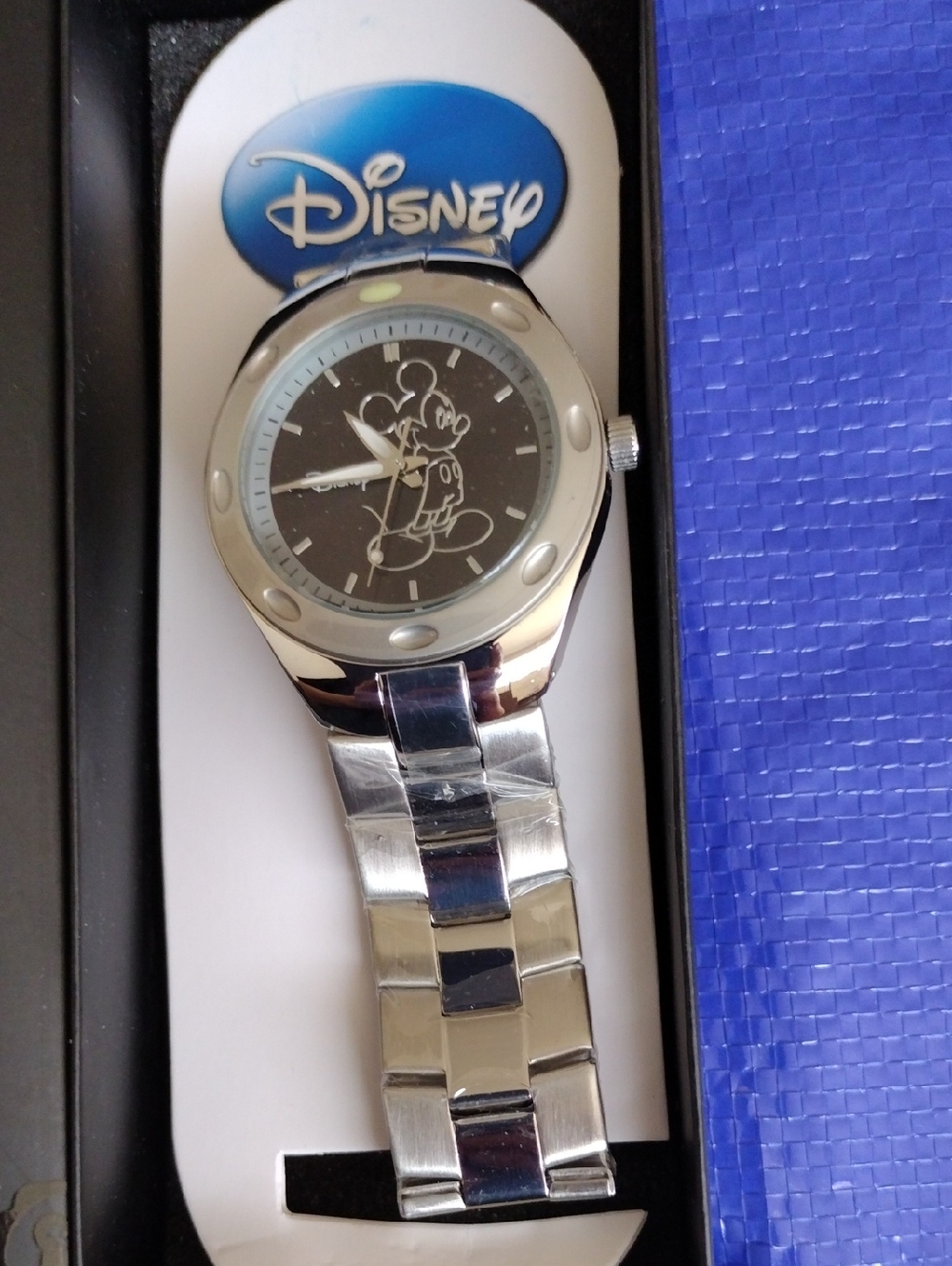 New Vintage Disney Mickey Mouse Men's Watch